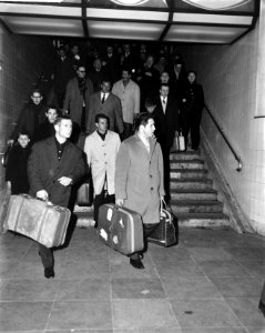 Reims in Rotterdam, aankomst elftal Rotterdam, Centraal Station, Bestanddeelnr 914-9164