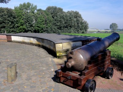 Ravenstein Rijksmonument 513537 nr 2 Rondeel bij Maasdijk 38 bovenaanzicht