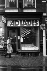 Reisbureau Ad Latjes in de Amsterdamse Leidsestraat schijnt in financiële moeili, Bestanddeelnr 931-7472