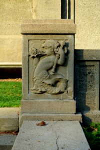 Relief - Italian Garden - Castle Hill on the Crane Estate - Ipswich, Massachusetts, USA - DSC06458