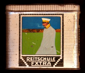 Reitschule Extra cigarettes tin