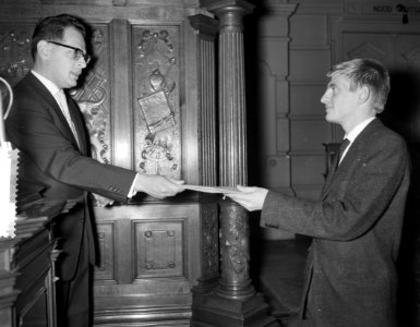 Rein Prinsen Geerlingsprijs voor J Bernlef (pseudoniem van H J Marsman), Bestanddeelnr 910-8417