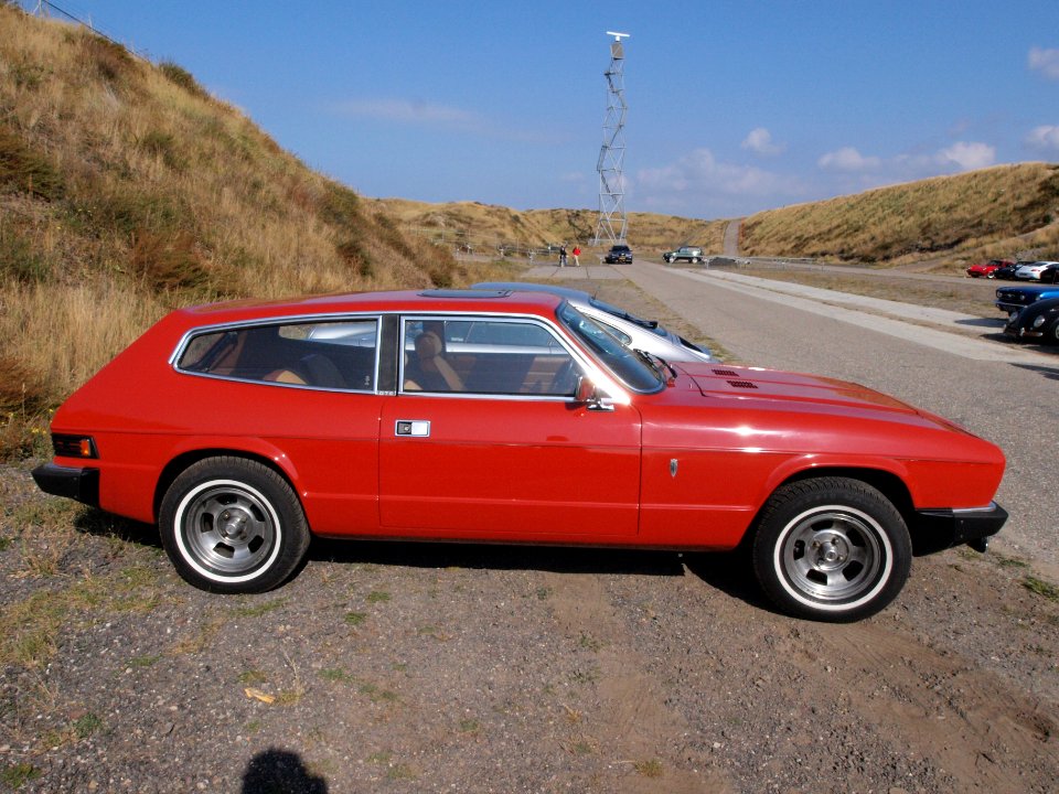 Reliant SCIMITAR GTE AUTOMATIC dutch licence registration 36-GJ-ZF pic2
