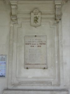 Reillon (M-et-M) plaque monument aux morts sur la mairie