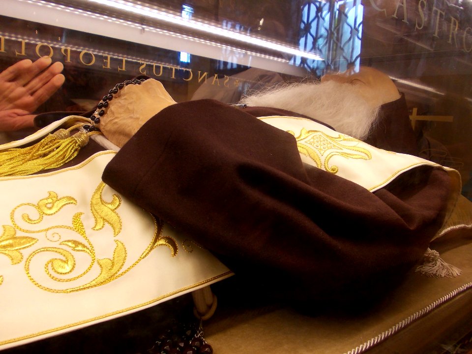 Relics of Leopold Mandić in St. Stephen's Parish Church (Ljubljana), April 18, 2016 03