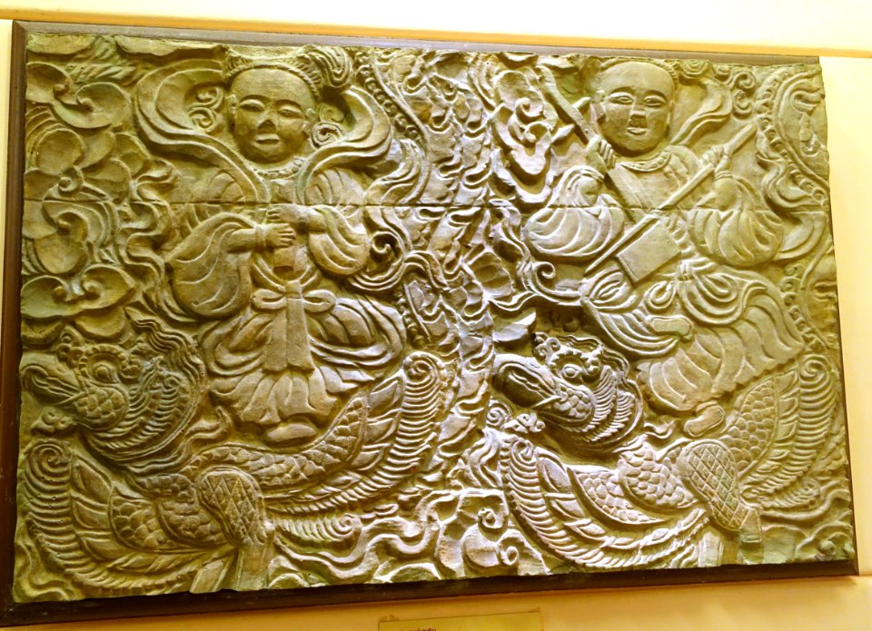 Relief, Thai Lac Pagoda, Lac Hong Commune, My Van District, Hung Yen province, Tran dynasty, 13th-14th century AD, identified as carved wood - National Museum of Vietnamese History - Hanoi, Vietnam - DSC05502