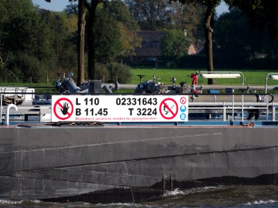 Renée ENI 02331643 at the Amsterdam-Rhine Canal, pic2