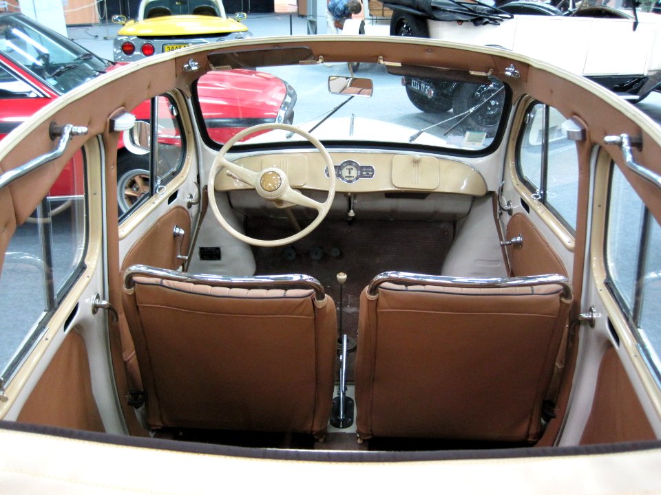 Renault 4CV decouvrable