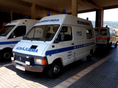 Renault ambulance, Bombeiros, Campo de Besteiros, Unit 1832 ABSC 01