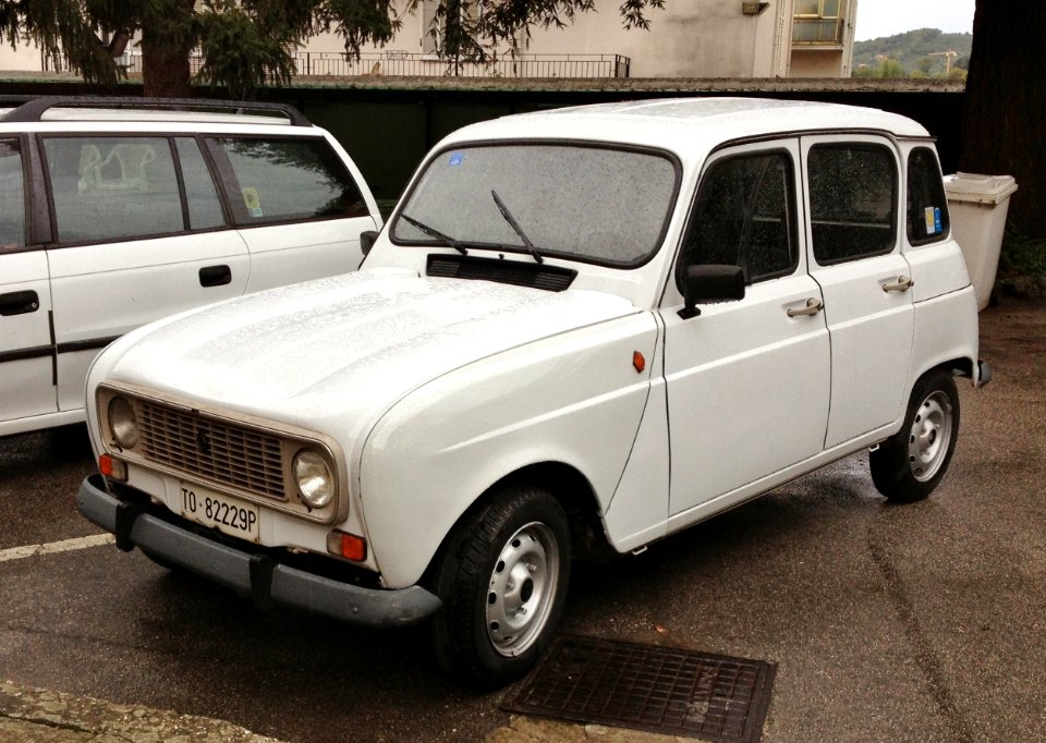 Renault 4 in Avellino