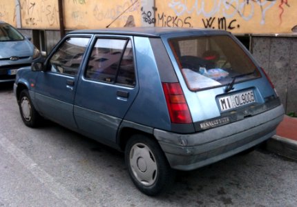 Renault 5 facelift hatch rear
