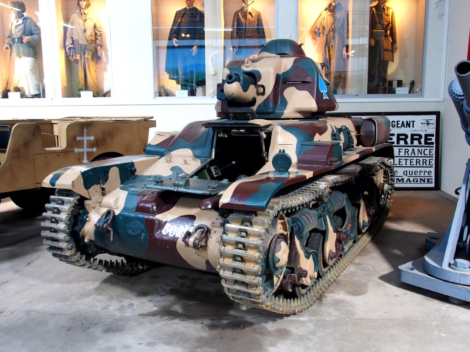 Renault 35, Musée des Blindés, France, pic-2