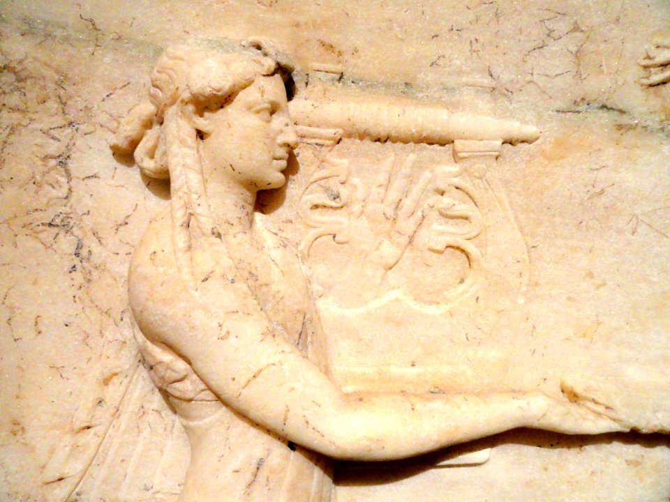 Relief of Apollo with Nike, 27 BC - 14 AD, Roman, Italy, marble - Cleveland Museum of Art - DSC08319