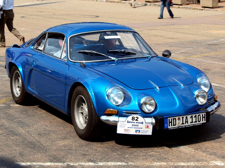 Renault Allpine A 110 Berlinette 1300 (1974) p2