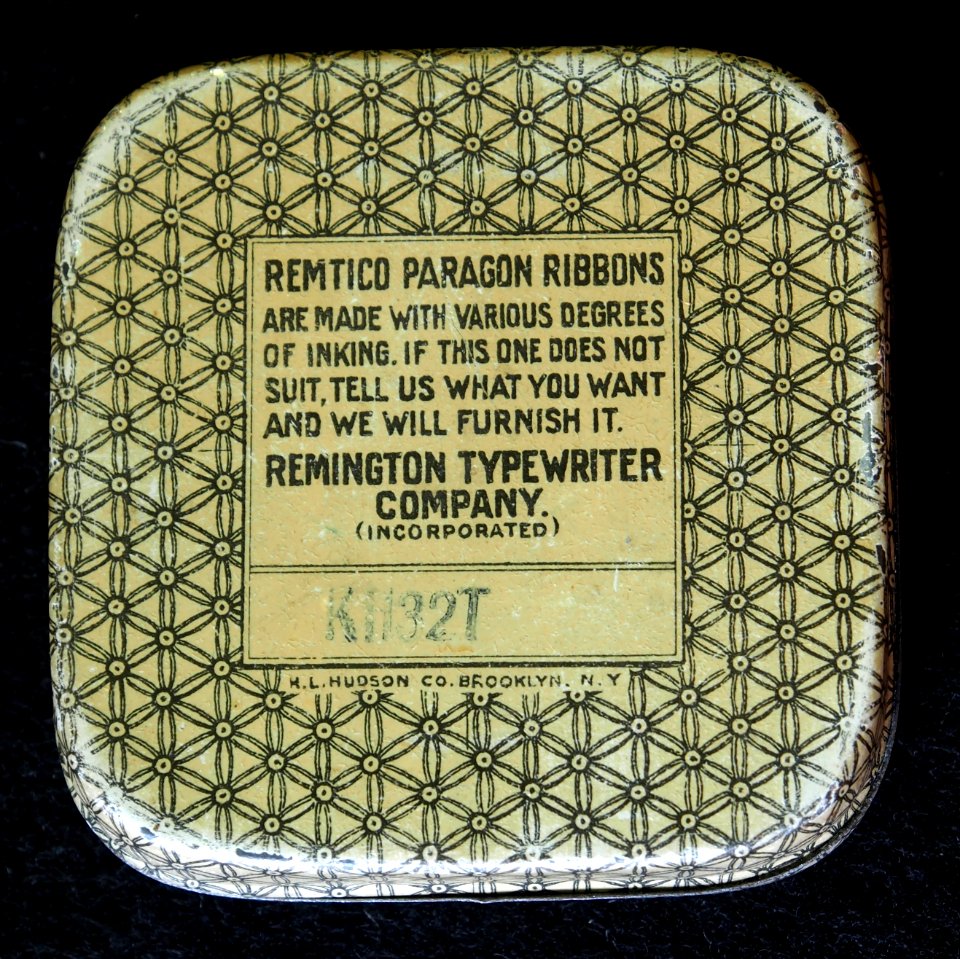 Remtico Ribbon tin back
