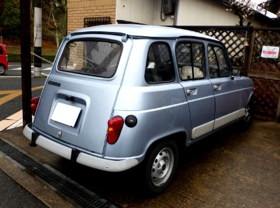 Renault 4 GTL rear