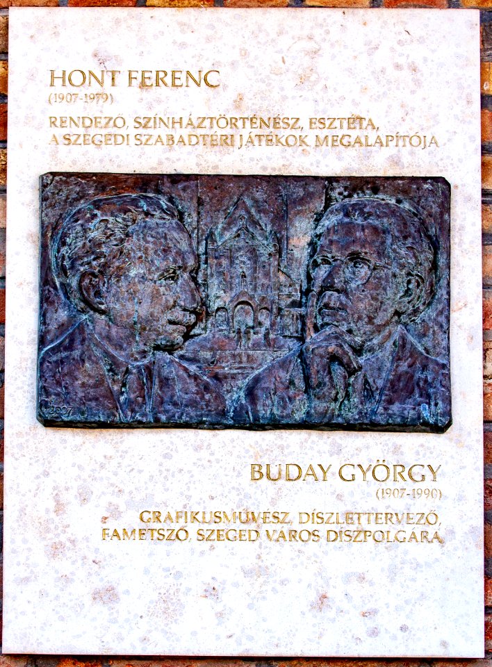 Relief of Ferenc Hont and György Buday in the Szeged Pantheon