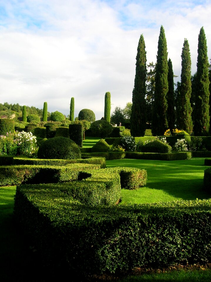 Gardens of france domain avenue charms