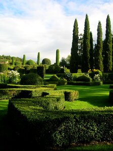 Gardens of france domain avenue charms