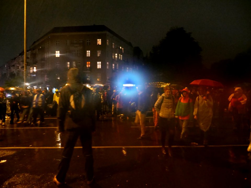 Reoccupation Extinction Rebellion blockade Kottbusser Brücke 2019-10-10 04