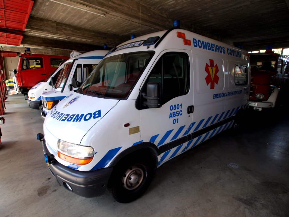 Renault ambulance, Bombeiros Covilhã, Unit 0501 ABSC 01 pic1