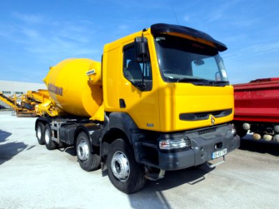 Renault 370 Kerix Liebherr p1