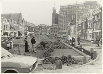 Reorganisatie van de Botermarkt, ziende naar het oosten. NL-HlmNHA 54016528 01