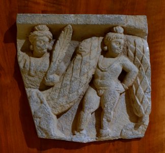 Relief with Amorini and a Garland, Pakistan, probably Swat Valley, c. 1st-3rd century AD, schist - Jordan Schnitzer Museum of Art, University of Oregon - Eugene, Oregon - DSC09301