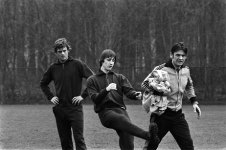Rep, Cruijff en trainer Zwartkruis, Bestanddeelnr 929-0853