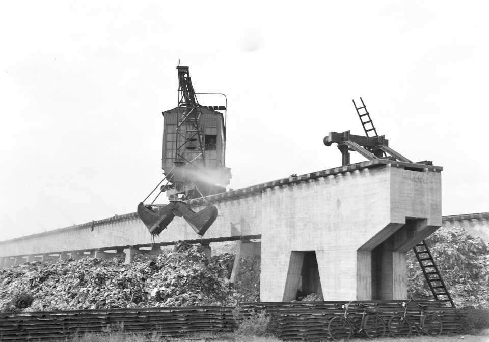 Reiniging afvalwater, verwerken stadsvuil, kranen, Bestanddeelnr 192-0972