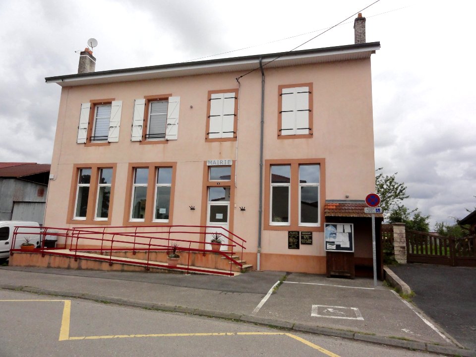 Remoncourt (M-et-M) mairie