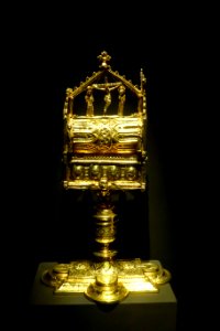 Reliquary, Se de Coimbra, 14th-16th century - Museu Nacional de Machado de Castro - Coimbra, Portugal - DSC00037