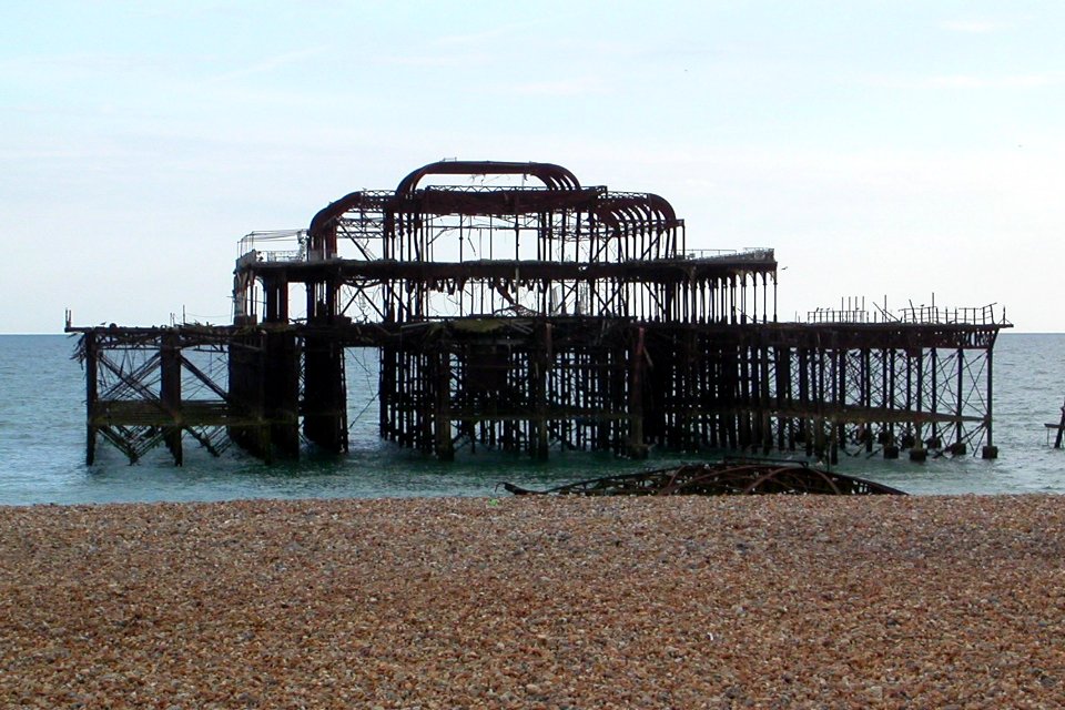 Remains of the West Pier, Brighton (June 2008) (4)