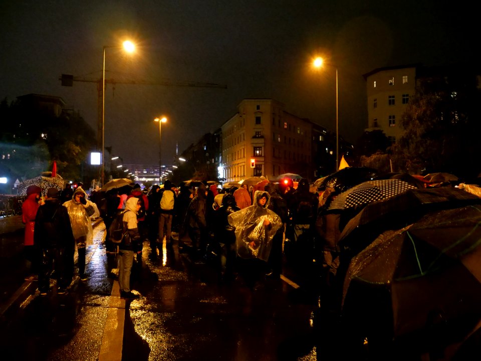 Reoccupation Extinction Rebellion blockade Kottbusser Brücke 2019-10-10 11