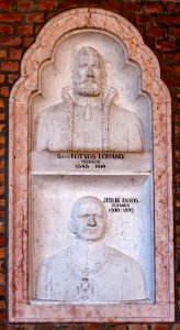 Relief of Loránd Eötvös és Ányos Jedlik in the Szeged Pantheon