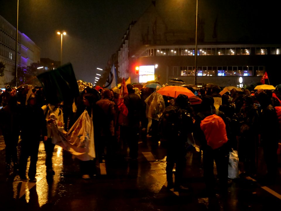 Reoccupation Extinction Rebellion blockade Kottbusser Brücke 2019-10-10 09