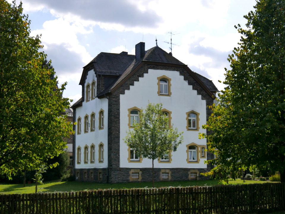 Reinsfeld Pfarrhaus H1a
