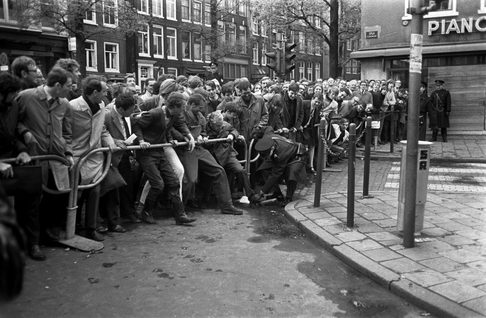Rellen in Amsterdam in verband met de bezetting door studenten van het Maagdenhu, Bestanddeelnr 922-4369