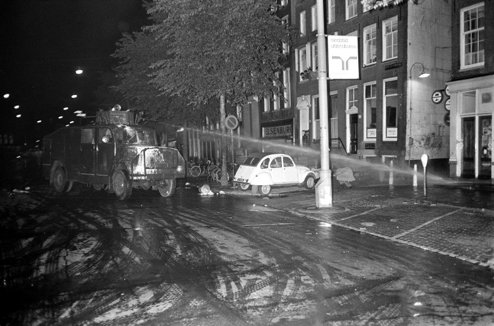 Rellen in Amsterdam in verband met de bezetting door studenten van het Maagdenhu, Bestanddeelnr 922-4359
