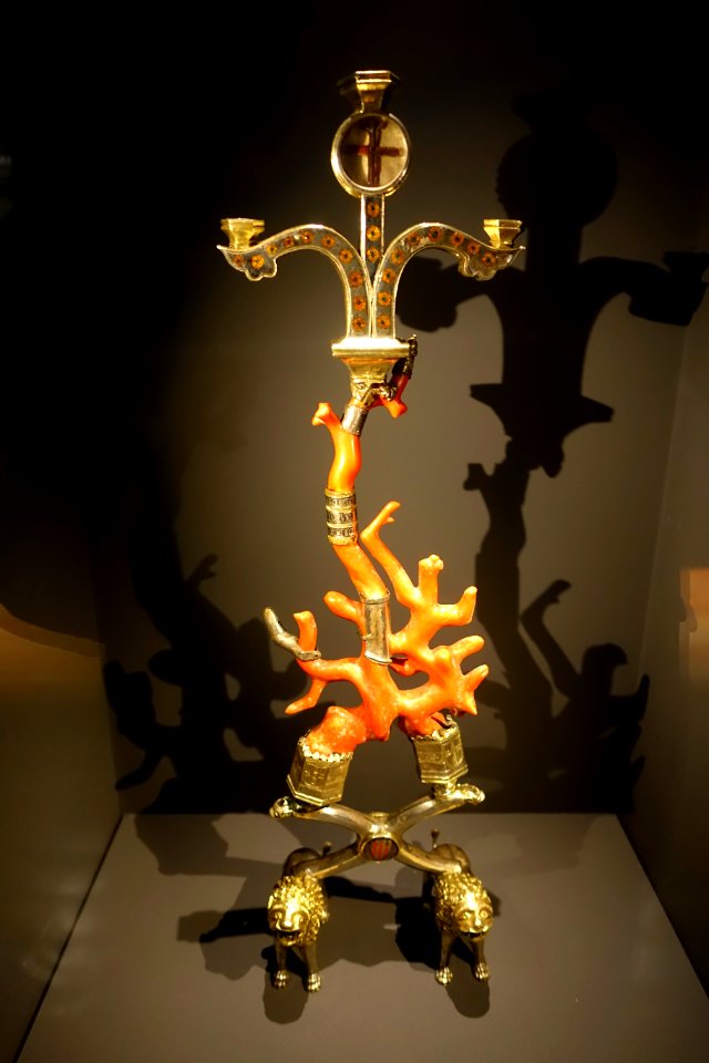 Reliquary, Mosteiro de Santa Clara, 1300-1336 - Museu Nacional de Machado de Castro - Coimbra, Portugal - DSC00034