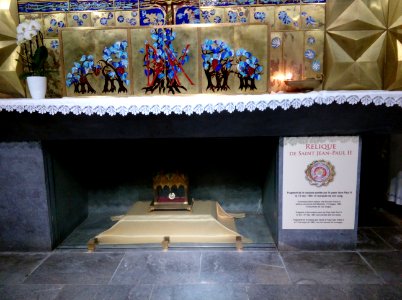 Relique Jean-Paul II - sanctuaire de Lourdes 01