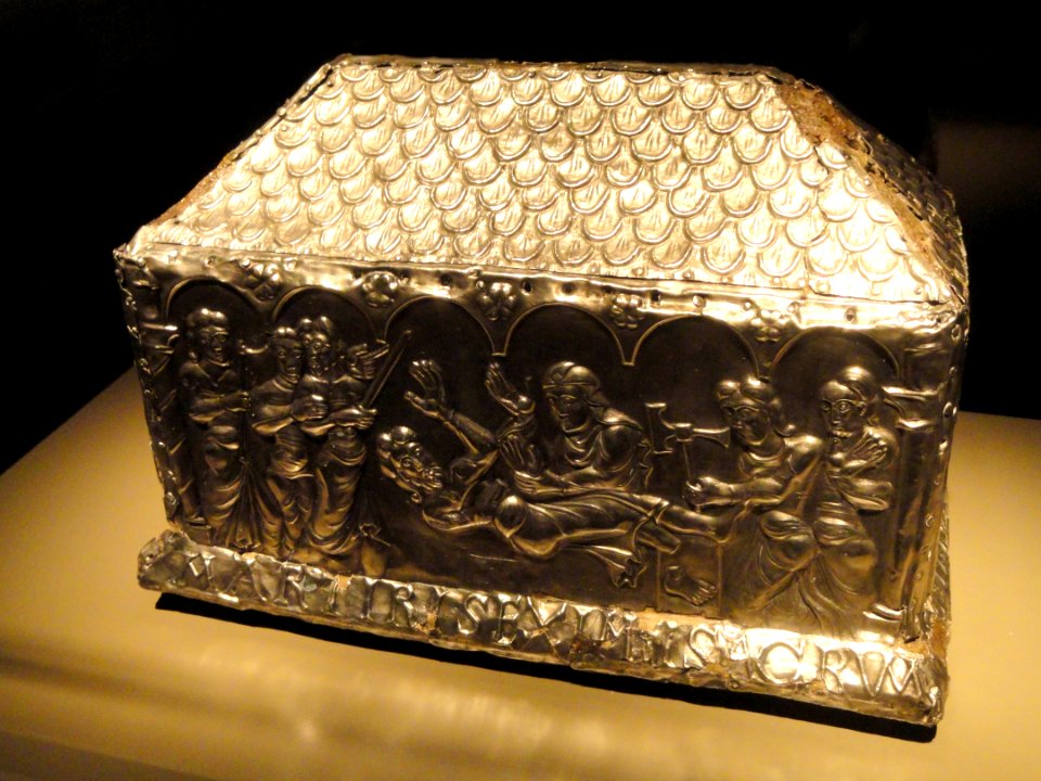 Reliquary Casket of Saints Adrian and Natalia, c. 1150, Northern Spain, silver with an oak core - Art Institute of Chicago - DSC09664