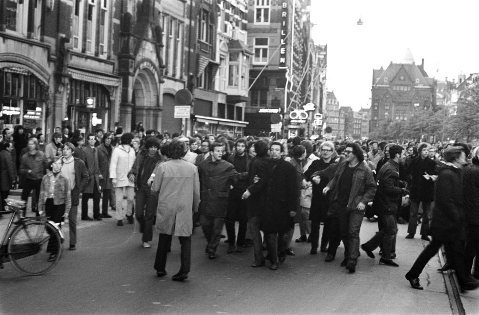 Rellen in Amsterdam in verband met de bezetting door studenten van het Maagdenhu, Bestanddeelnr 922-4384