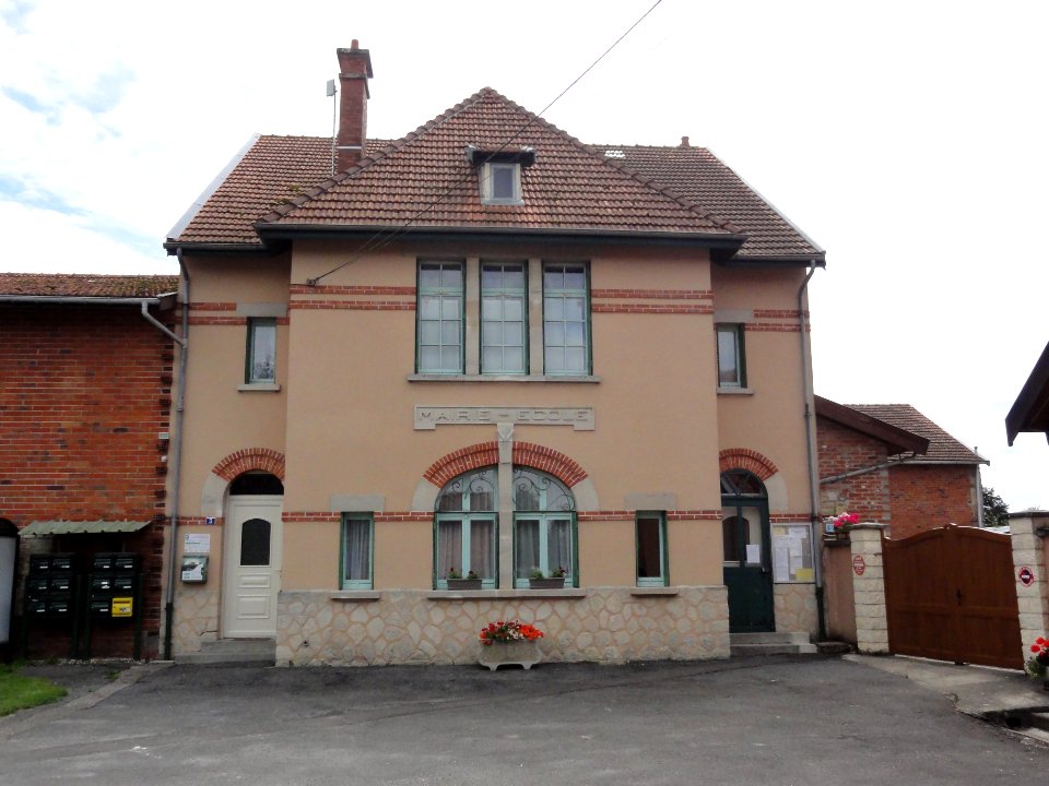 Remennecourt (Meuse) mairie-école