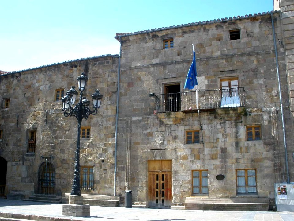 Reinosa - Torreones de Navamuel y Manrique