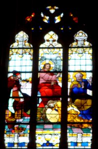 Renteria - Iglesia de Nuestra Señora de la Asunción, vidrieras 2