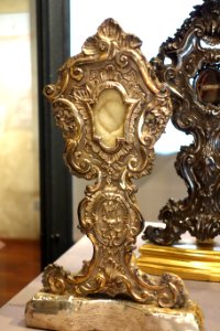 Reliquary, 18th century, Genovese silver - Museo Diocesano (Genoa) - DSC01772