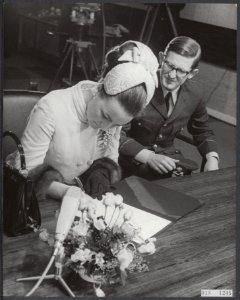 Reeks 018-1245, 018-1249 tm 018-1250 prinses Margriet en Pieter van Vollenhoven, Bestanddeelnr 018-1245