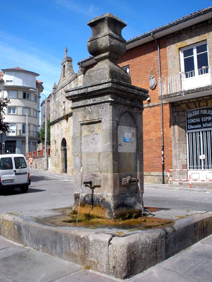 Reinosa - Fuente de la Aurora