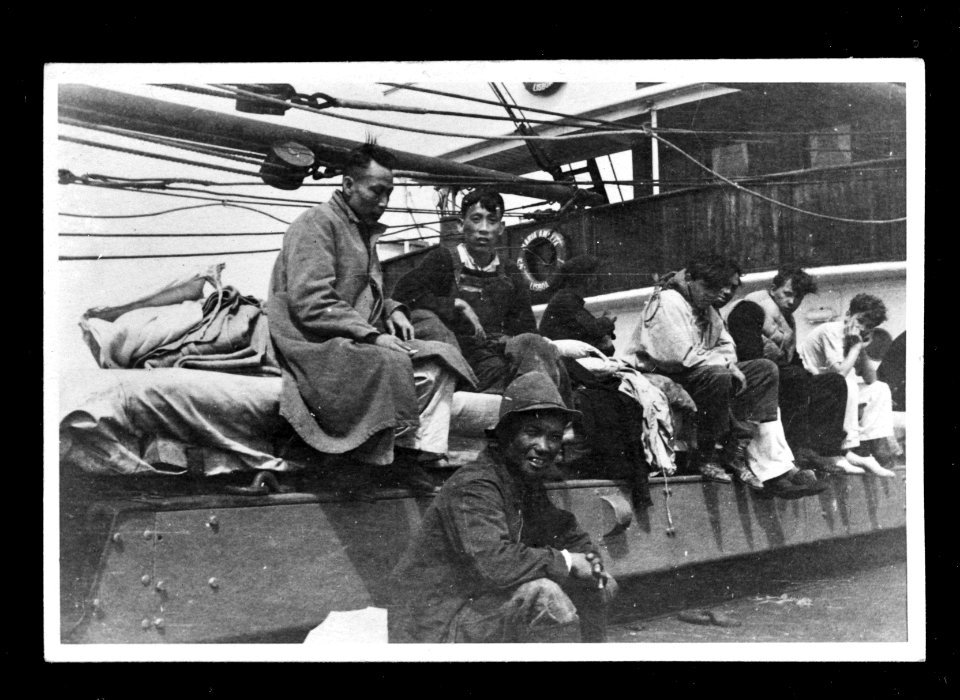 Redding op zee geredde opvarenden van Aziatische herkomst, Bestanddeelnr 935-3108